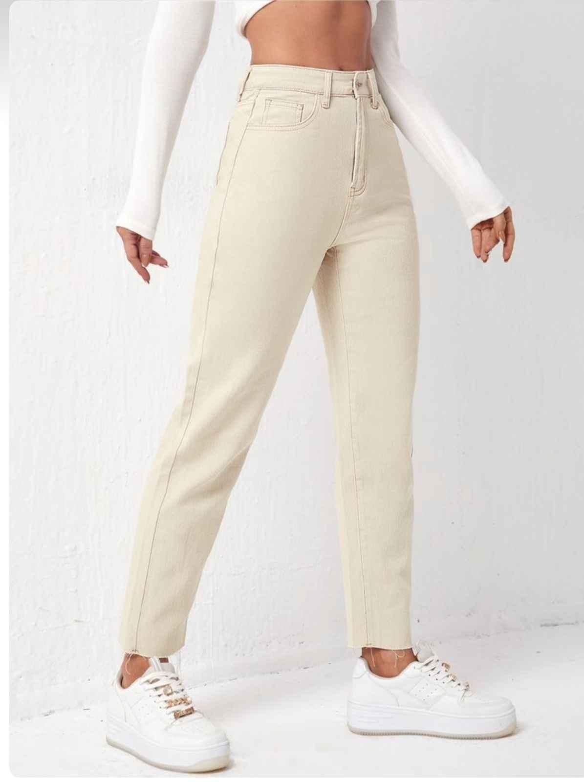 Ceammy Unique Causal Straight Mom Fit Jeans for Women's